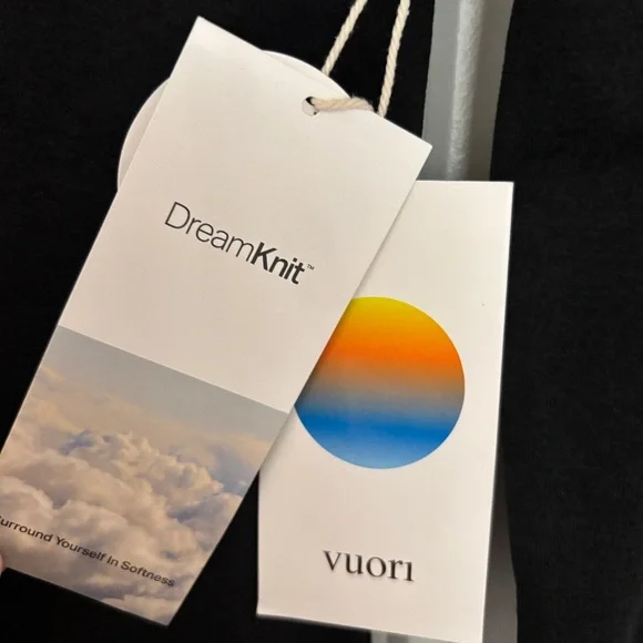 NEW! Vuori Halo Essential Half-Zip Pullover Long Sleeve Top Black Heather Small - Picture 8 of 9